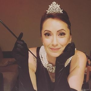 Meet your Posher, Corina